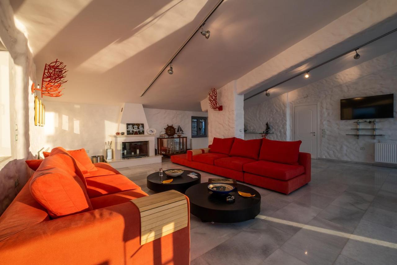 Icarus Luxury Beachfront Villa Gialiskari  Екстер'єр фото