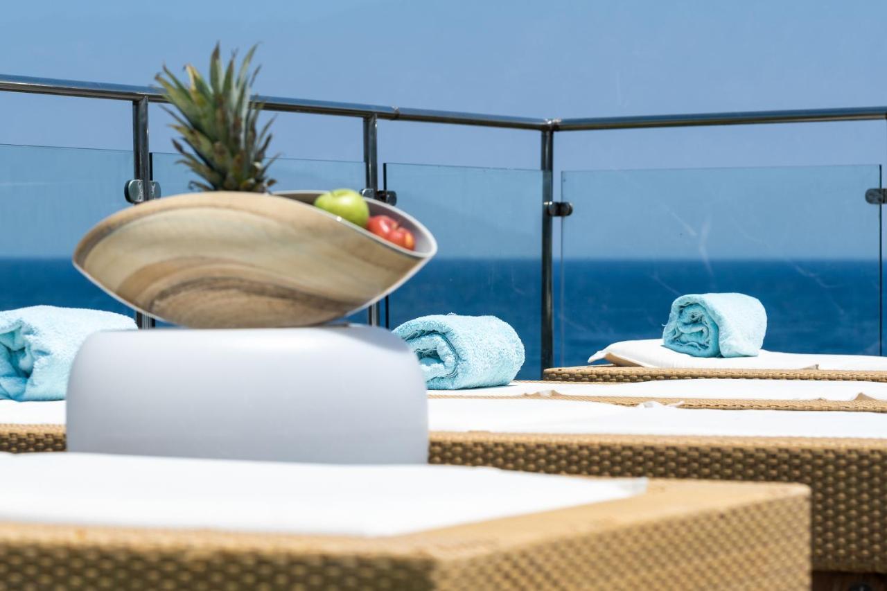Icarus Luxury Beachfront Villa Gialiskari  Екстер'єр фото